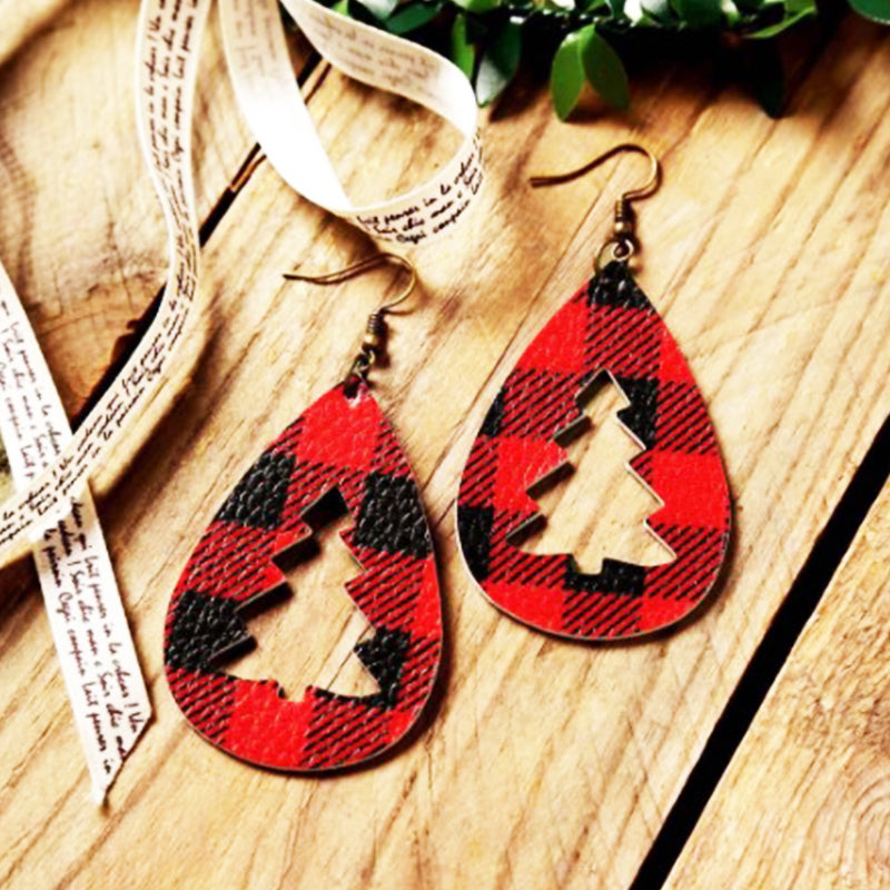 Skhek - Christmas Tree Earrings