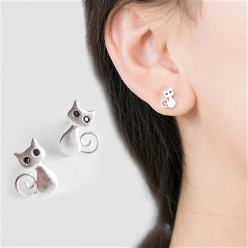 Skhek 2023 New Funny Small Black Cat Earring for Women Girl Fashion Cute Animal Earrings Fashion Party Jewelry Gifts Wholesale