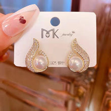 Load image into Gallery viewer, Skhek 2023 New Design Irregular Triangle Gold Pearl Stud Earrings for Women Korean Crystal Fashion Jewelry Girls Unusual Accessories