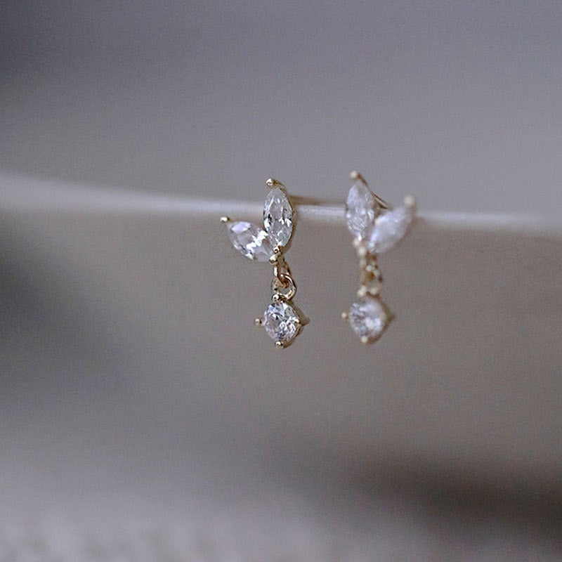 Skhek French Simple Crystal Bud Stud Earrings Women Light Luxury Temperament Wedding Party Jewelry Gift