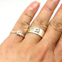 Load image into Gallery viewer, Vintage USSRSymbol Jewelry Hammer And Sickle Thin Women Ring Men Wide  Cocktail Ring For Couples Anniversary Gift