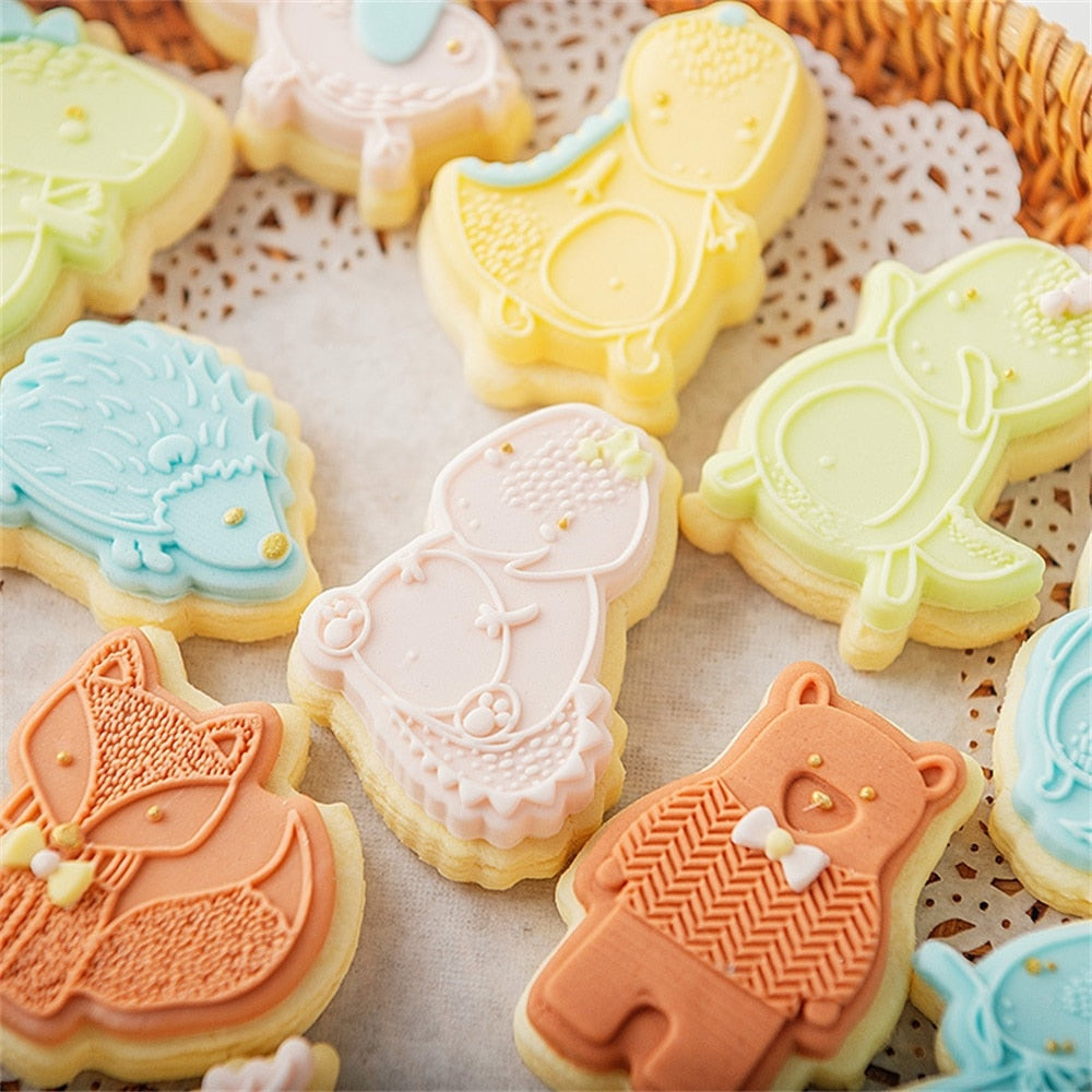 1set Animal Embossed Mold Cookies Cutter Biscuit Stamp Fondant Cake Halloween Easter Pastry Maker for Wedding Baking Decor Tools