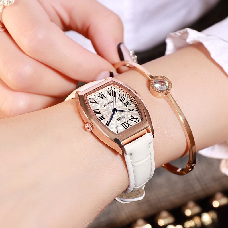 Christmas Gift New scale Watch Women Fashion Casual Leather Belt Watches Simple Ladies' Small Dial Quartz Clock Dress Wristwatches Reloj mujer