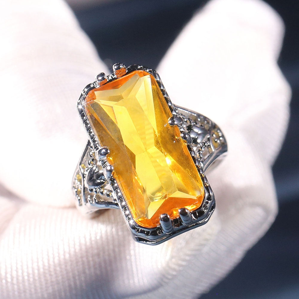Fashion Large Square Yellow Crystal Ring Hollow Carved Design Ring Band for Bridal Dazzling Wedding Engagement Rings