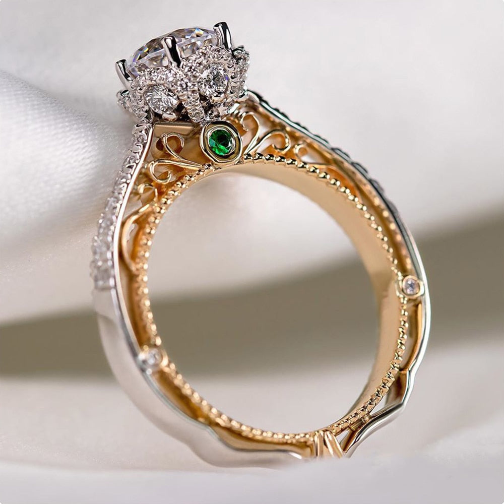 Huitan Luxury Classic 6 Claw Crystal Zircon Ring Women Wedding Jewelry Unique Two Tone Design Elegant Female Engagement Ring Hot