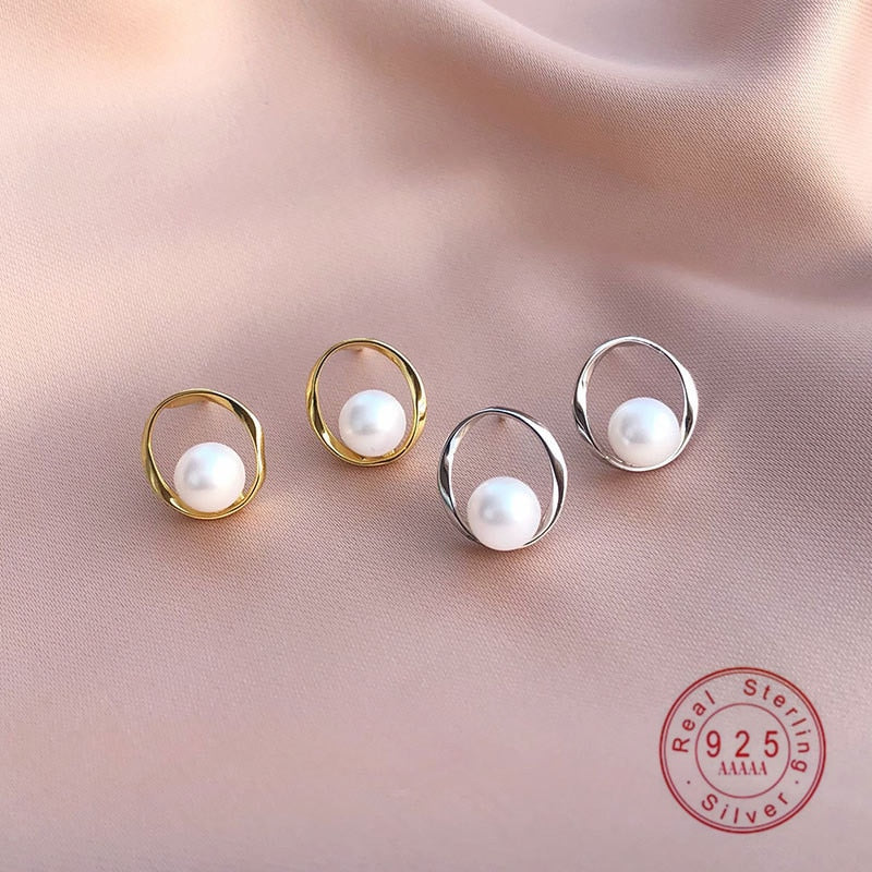 Christmas Gift 925 Sterling Silver Exquisite Simple Round White Pearl Stud Earrings Women Luxury Palace Wedding Jewelry
