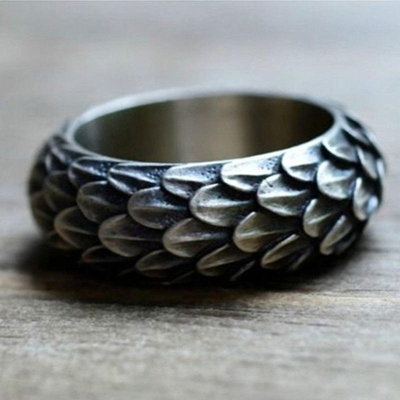 Skhek European and American new products men and women retro domineering dragon scale ring punk tide ring