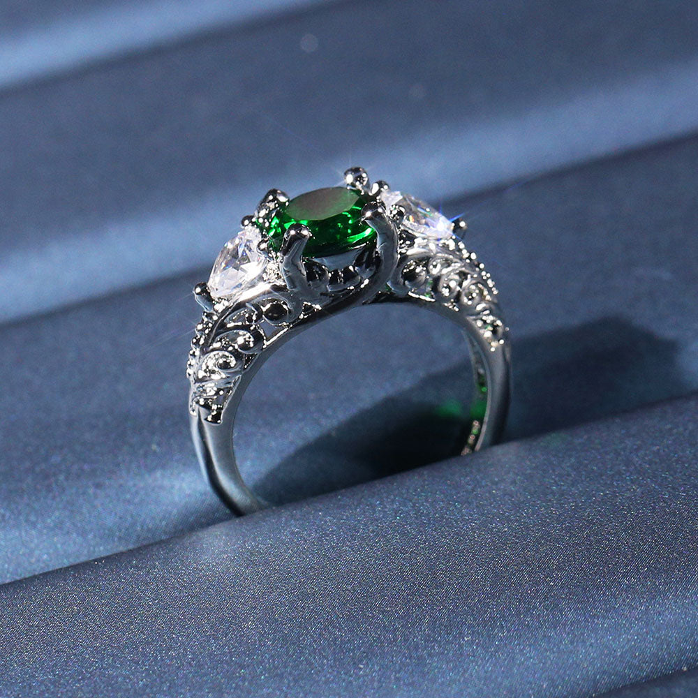 Luxury Women Wedding Engagement Green Zircon Ring Retro Silver Color Ring Band with Crystals Stone Finger Ring Jewelry