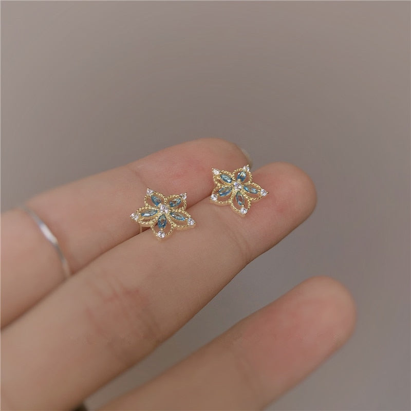 Christmas Gift 925 Sterling Silver Japanese Hollow Crystal Flower Plating 14k Gold Stud Earrings Women Fashion Small Fresh Banquet Jewelry