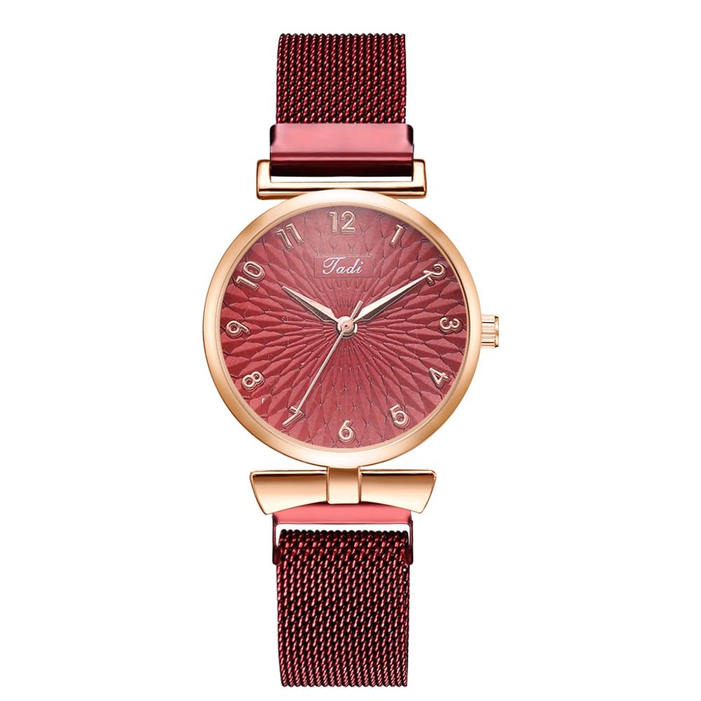 Christmas Gift Fashion Watch Women Luxury Women Dress Bracelet Quartz Clock Magnet Watch Women Ladies Sports Wrist Watch Clock Relogio Feminino