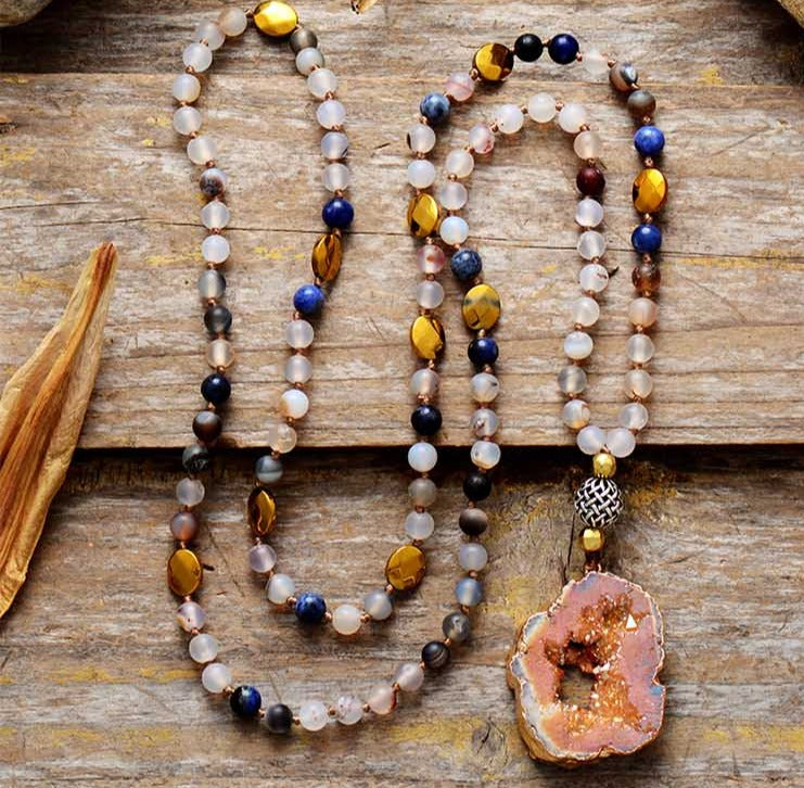 Boho Mixed Natural Stones Onyx Stones With Druzy Nepal Pendant Necklace Handmade Gilded Drusy Women Necklaces
