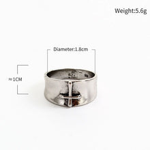 Load image into Gallery viewer, Skhek Attack on Titan Anime Men&#39;s Ring Fashion Alloy Black Ring Two-dimensional Anime Ring