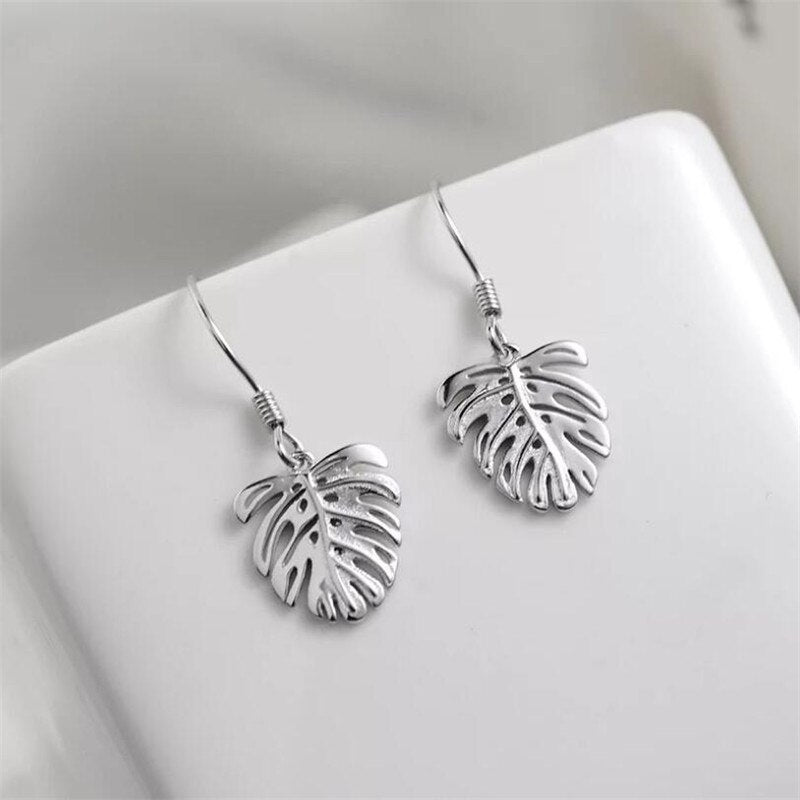 Christmas Gift New Personality Banana Leaf 925 Sterling Silver Jewelry Ear Hook Temperament Swwet Leaf Not Allergic Earrings SE445
