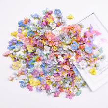 Load image into Gallery viewer, 50Pcs 2cm Multicolor Daisy Flower Heads Mini Silk Artificial Flowers for Wreath Scrapbooking Home Wedding Decoration