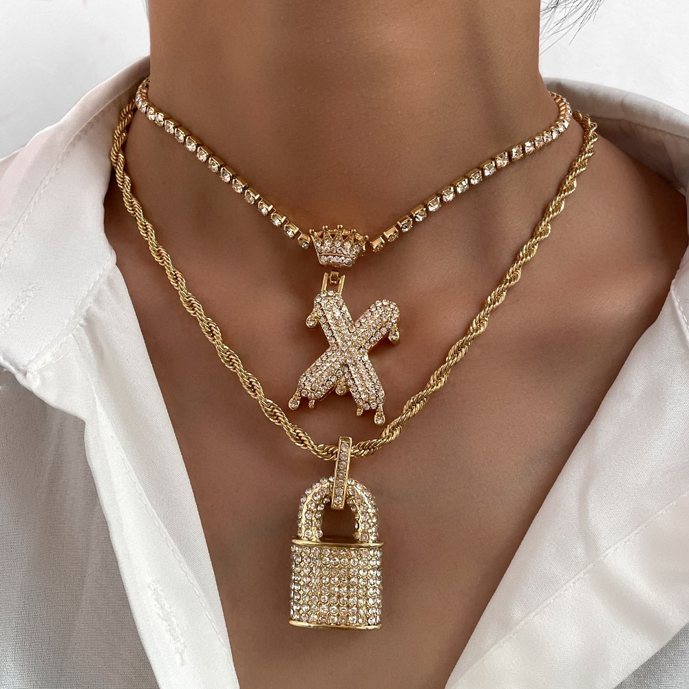 Skhek Hip Hop Rock Thick Lock Shiny Rhinestone Pendant Necklaces For Women Men Metal Twisted Rope Chain Necklace Statement Jewelry New