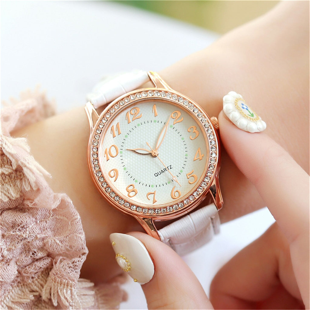 Christmas Gift Ladies Quartz Wrist Watch Bracelet Set Reloj Mujer Ladies Diamond Casual Watch Fashion Belt Watch Ashionable Women Luxury Gift