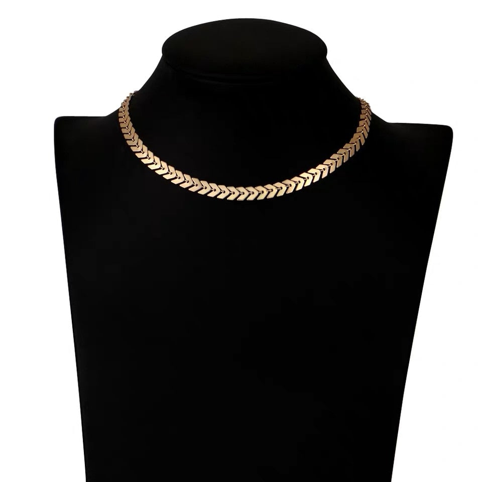 Metallic sequined women's short collar bone European and American personality minimalist versatile fashion choker necklace