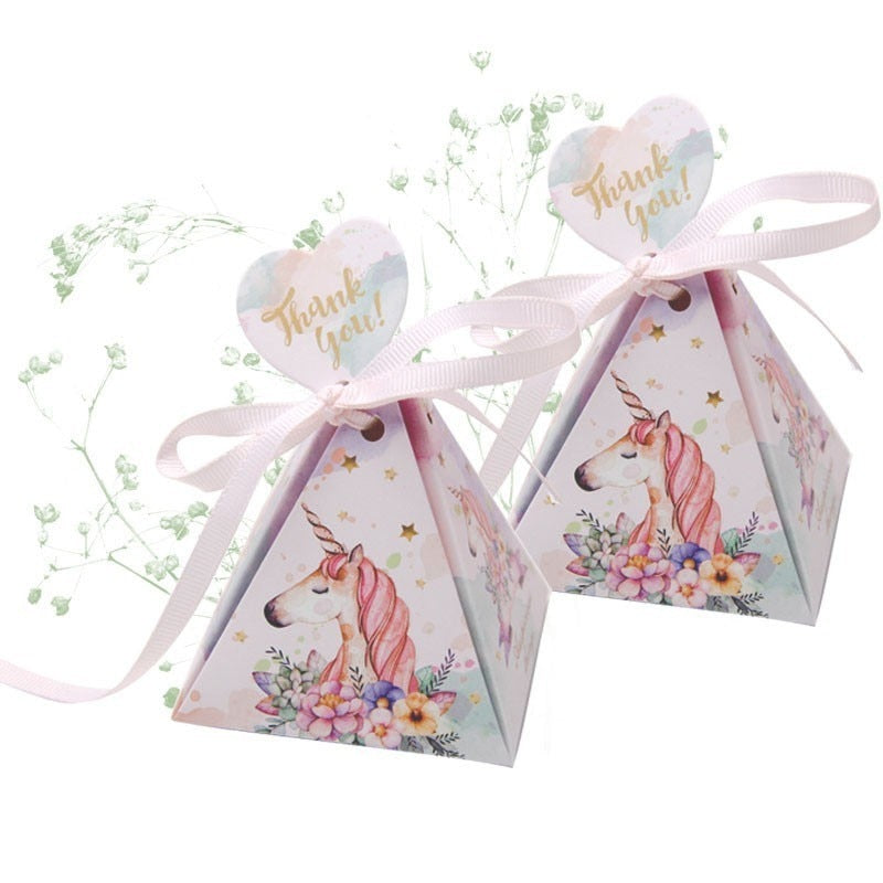 5PCS/Lot Unicorn Cute Candy Paper Gift Box Guests Package Box For Wedding / Engagement/ Birthday Favors Gifts Box Party Supplies