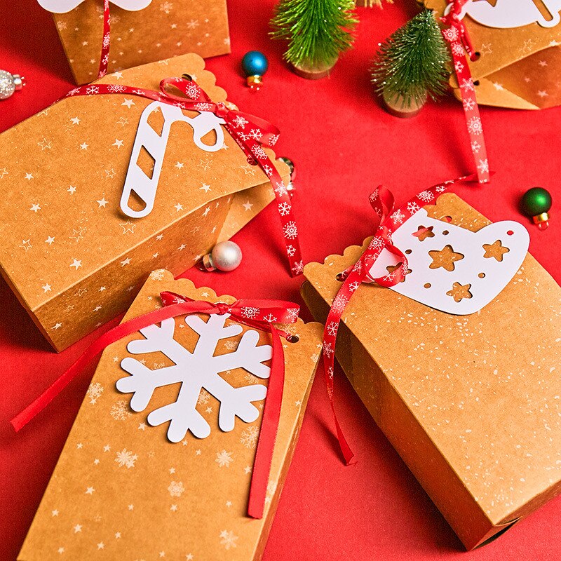 6PCS Christmas Kraft Paper Bag Santa Claus New Year Party Gift  Box Pakcaging Handle Bag Child Favors Cookies Snack Decoration