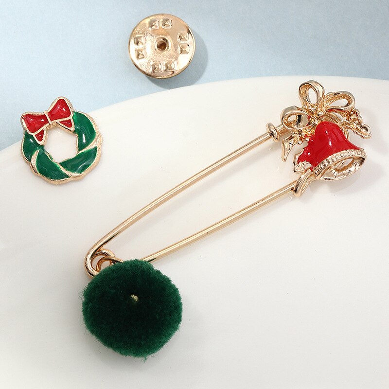 Christmas Gift 2pcs/set Brooches and Pins Wreath Tree Reindeer Snowman Bell Gloves Christmas Lights Enamel Pins Badges Cartoon Jewelry Gifts