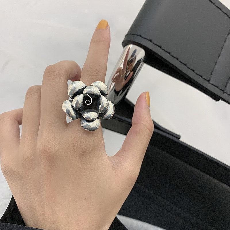 Skhek Engagement Rings New Fashion Creative Exaggeration Flower Vintage Punk Party Jewelry Gifts for Women