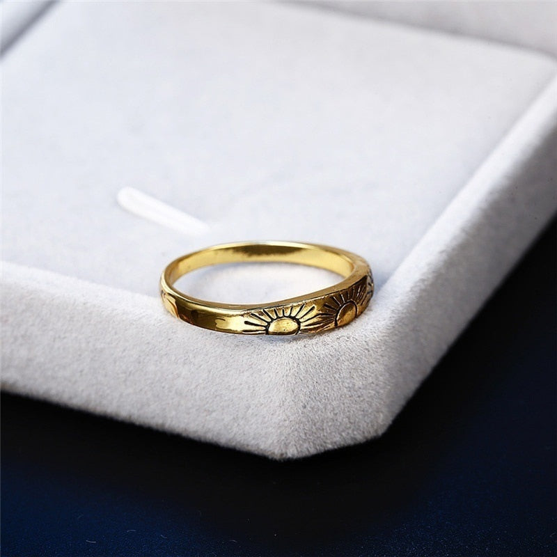 Bohemian Vintage Style Little Sun Ring Ladies Cute Wedding Engagement Rings Boho Retro Female Charms Adjustable Design Jewelry