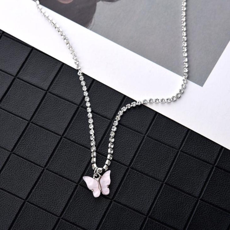 Dazzling Acrylic Butterfly Choker Necklaces Rhinestone Chain White Black Color Simple Clavicle Necklace Animal Korean Jewelry