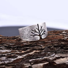 Load image into Gallery viewer, Skhek Titanium steel tree of life ring retro fashion men&#39;s stainless steel ring European and American jewelry