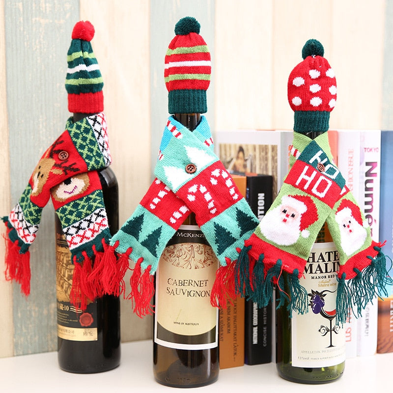 High Quality Christmas Wine Bottle Decorations Knitted Scarf Hat Set Dining Table Hotel Wine Bottle Decoration Wine Bottle Cover