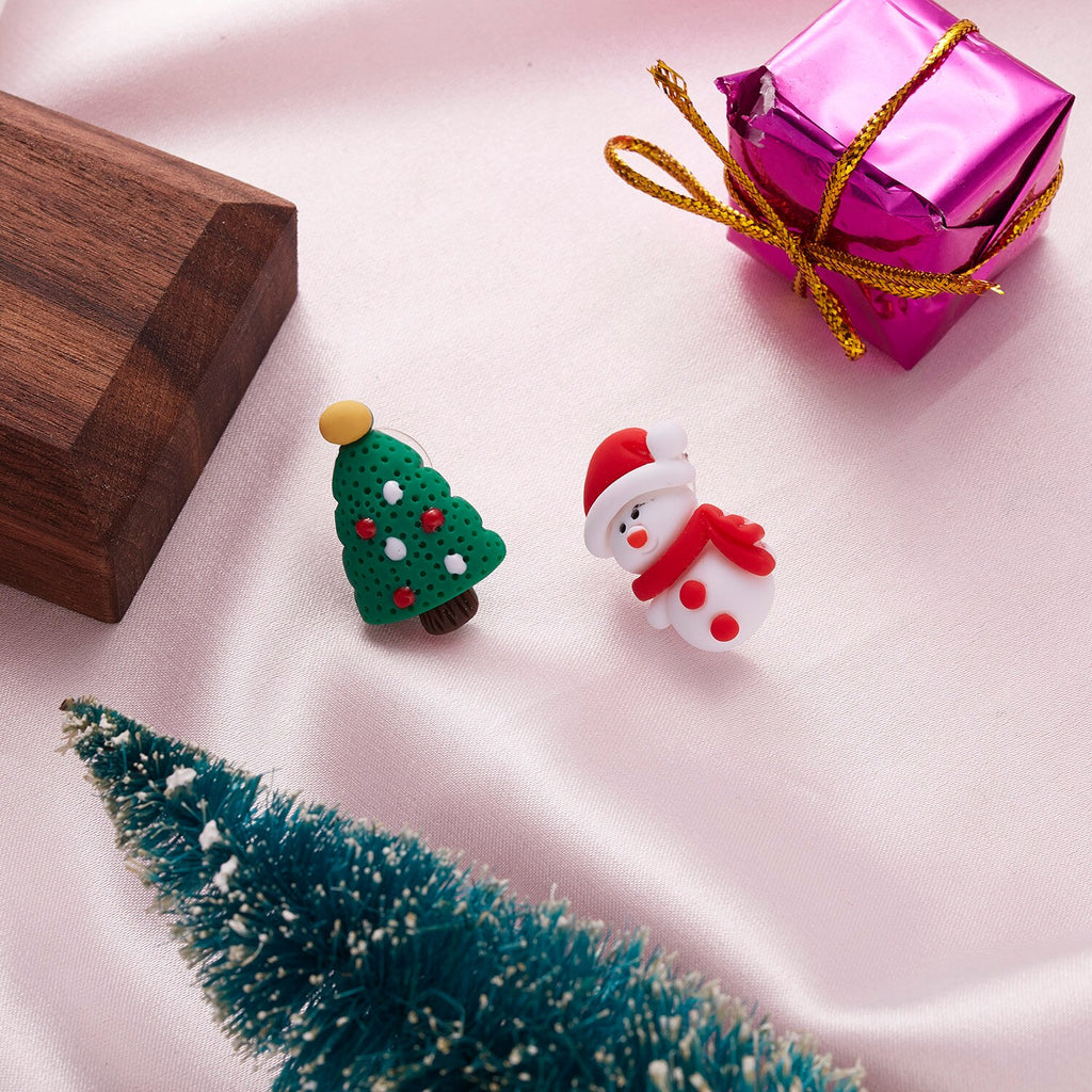 Christmas Gift New Asymmetrical Christmas Stud Earring For Women Soft Pottery Santa Claus Christmas Tree Snowman Xmas Hat Earrings Jewelry