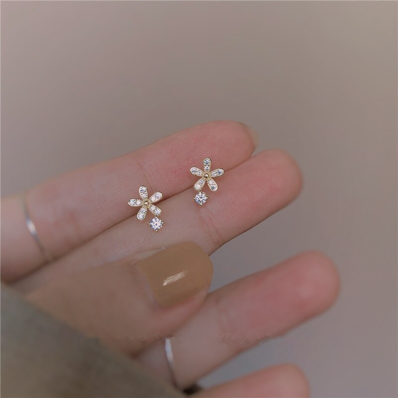 Skhek Christmas Gift Sterling Silver Korean Crystal Flower Plating 14k Gold Stud Earrings Women Small Fresh Wild Daily Jewelry Accessories