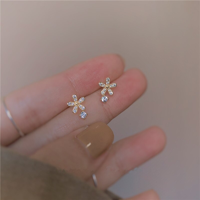 Skhek Christmas Gift Sterling Silver Korean Crystal Flower Plating 14k Gold Stud Earrings Women Small Fresh Wild Daily Jewelry Accessories
