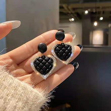 Load image into Gallery viewer, Skhek 2023 Love Tassel Multi-Layer Chain Hot-Selling Earrings New Trendy Korean Heart-Shaped Rhinestone Earrings Party Jewelry Gifts