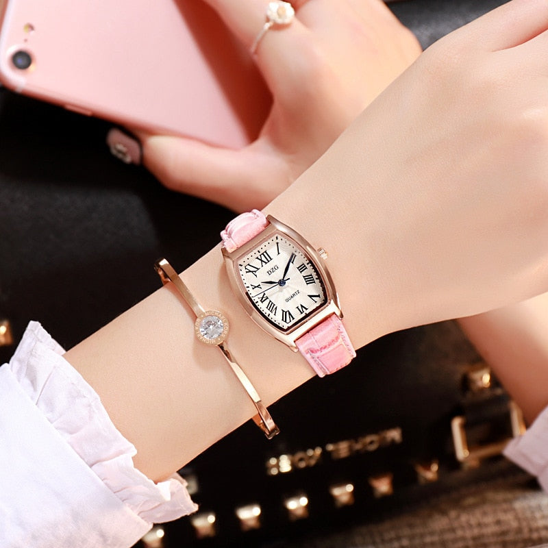 Christmas Gift New scale Watch Women Fashion Casual Leather Belt Watches Simple Ladies' Small Dial Quartz Clock Dress Wristwatches Reloj mujer