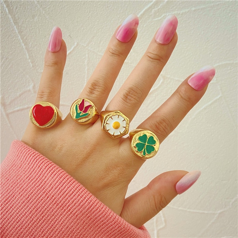 Skhek Vintage Golden Heart Rings Set for Women Fashion Pink Green Color Resin Flower Love Heart Ring Wholesale Jewelry