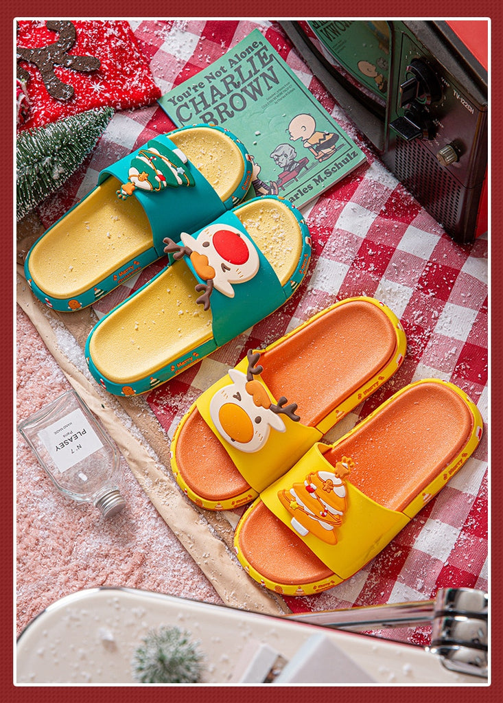 2021 Slippers Female Christmas Couple Cartoon Elk Home Indoor and Outdoor Wear Bathroom Sandals and Slippers Male