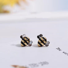 Load image into Gallery viewer, Christmas Gift 925 Sterling Silver Jewelry Wholesale Korean Fashion Cute Bee Exquisite Creative Female Personality Pendant Necklaces   H274