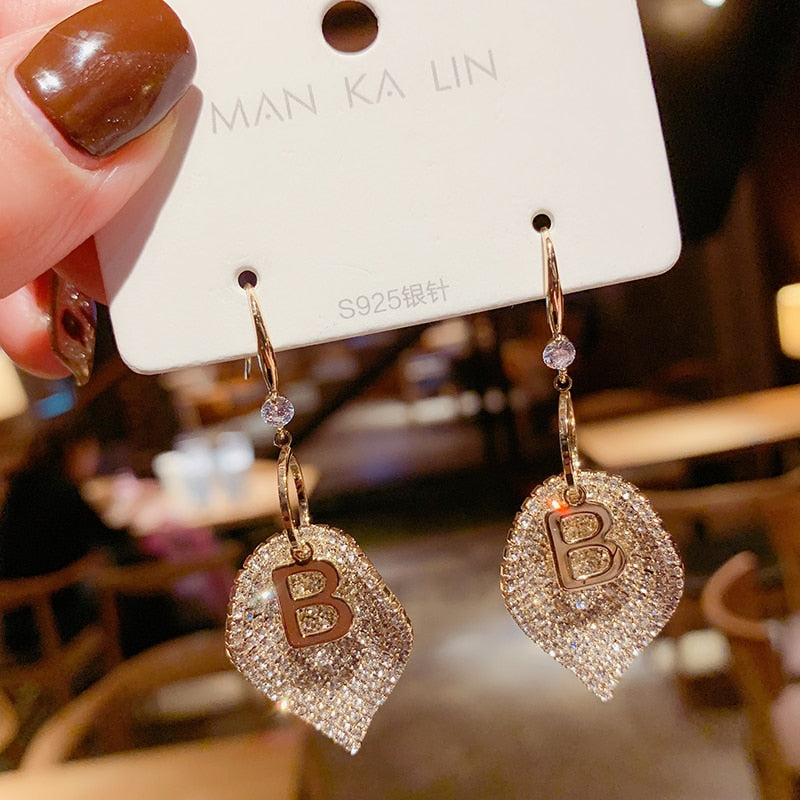 Skhek  Fashion Crystal Butterfly Clip On Earring Pearl Bead Ear Cuff Long Tassels Charm Hollow Earrings For Women Clip Jewelry Gifts