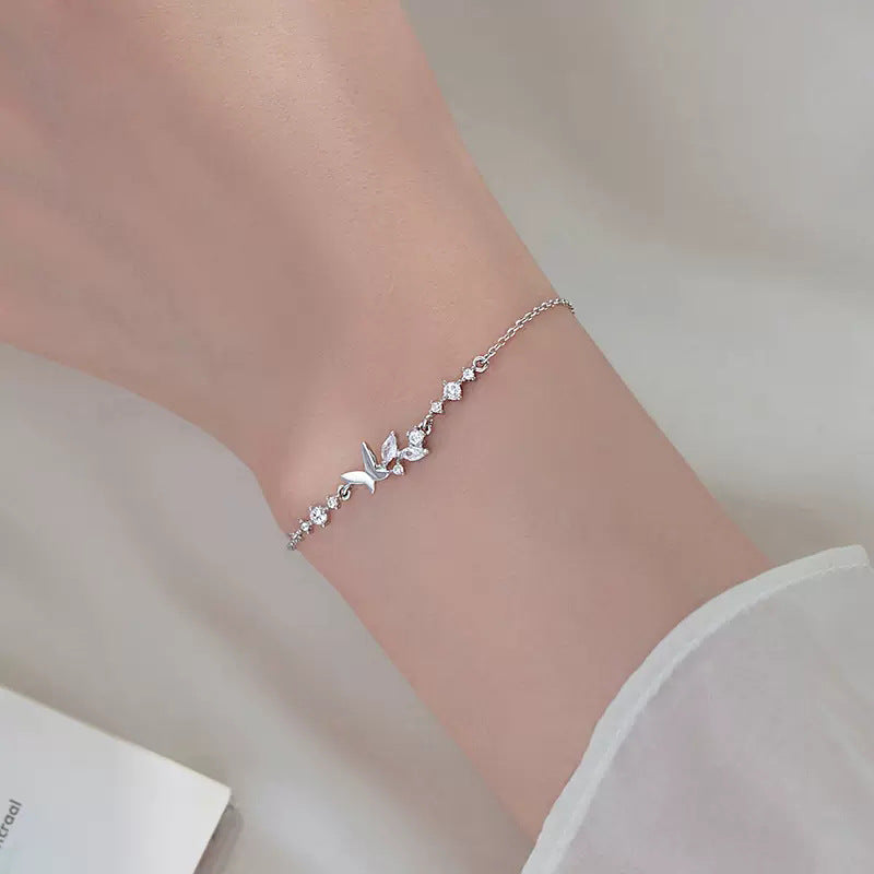 Skhek - Sier Design Girlfriends Light Luxury Does Bracelets