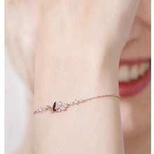 Load image into Gallery viewer, Skhek - Sier Design Girlfriends Light Luxury Does Bracelets