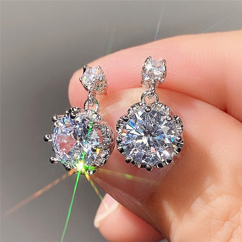 Skhek Luxury White Zircon Geometric Pear Shape Dangle Earrings for Women Girl Silver Color Bridal Wedding Party Ear Jewelry Gift