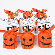 Load image into Gallery viewer, SKHEK 50/25 Pcs Halloween Goodie Bags For Trick-Or-Treating Halloween Party Favors Snacks Candy Trick Or Treat Bags 17 * 10Cm