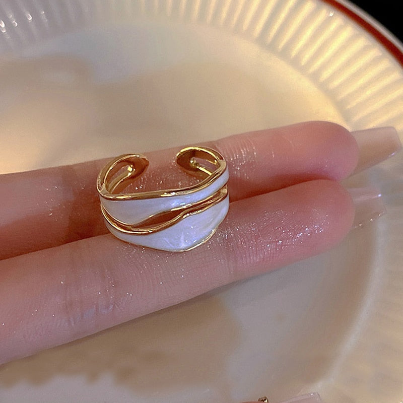 Skhek 2023 Fashion White Enamel Geometric Irregular Metal Adjustable Open Ring Waterproof Women Gothic Girls' Luxury Unique Jewelry