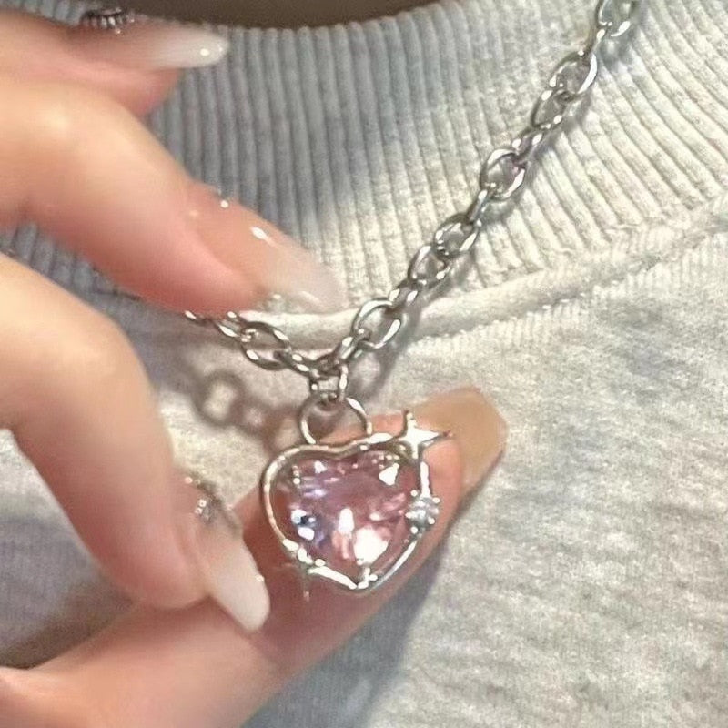 Skhek Elegant Split Love Flashing Zircon Necklace For Women Sweet Pink Heart Pendant Choker Party Wearing Accessories Jewelry Gifts