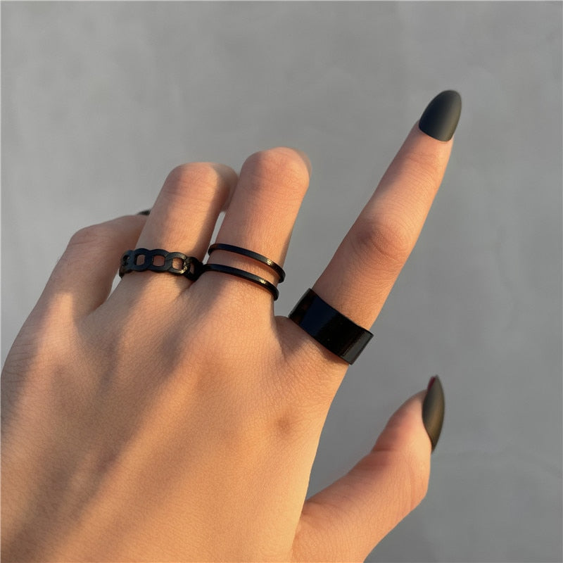 Skhek 11Pcs/Set Punk Geometric Black Rings Set For Women Vintage Animal Snake Butterfly Cross Finger Rings Set Party Jewelry Gifts