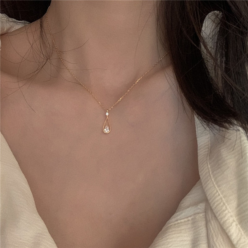 Skhek  fashion inspo   Fashion Simple Water Drop Zircon Pendant Clavicle Chain Necklace for Women Classic Temperament Wedding Party Jewelry Gift