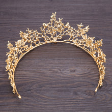 Load image into Gallery viewer, Vintage Wedding Crown Butterfly Rhinestone Crystal Crown Bridal Wedding Hair Accessories Princess Crown Headdress Handmade Gifts