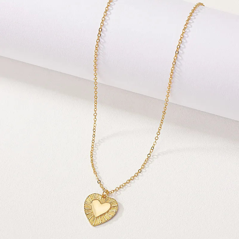 Basic Simple Style Heart Shape Alloy Plating 14K Gold Plated Women's Pendant Necklace